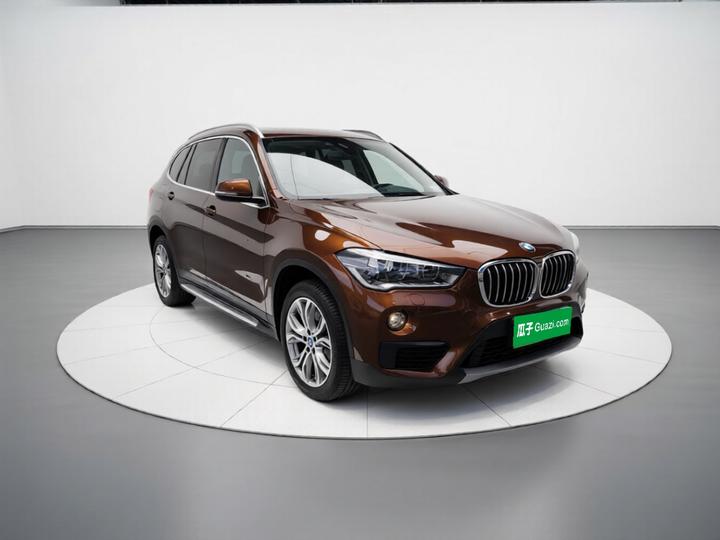 X1 2018 sDrive20Li Leading photo 3