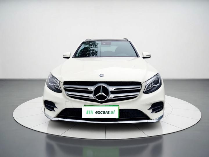 GLC 2016 GLC 260 4MATIC Luxury photo 2