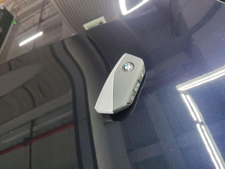 i5 2025 eDrive 40L M Sport Package photo 8
