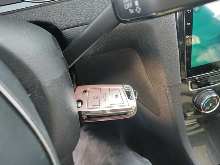 Golf 2018 1.6L AT Comfort photo 8
