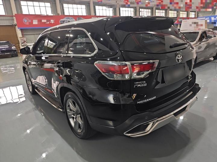 Highlander 2015 2.0T AWD Luxury 7-Seater photo 4