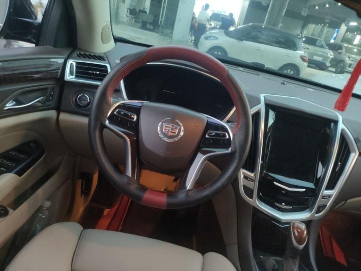 SRX 2014 3.0L Luxury photo 3