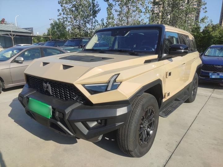 M-Hero 917 2023 EV