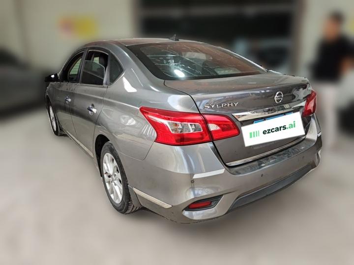 Sylphy 2016 1.6XL CVT Exclusive photo 4