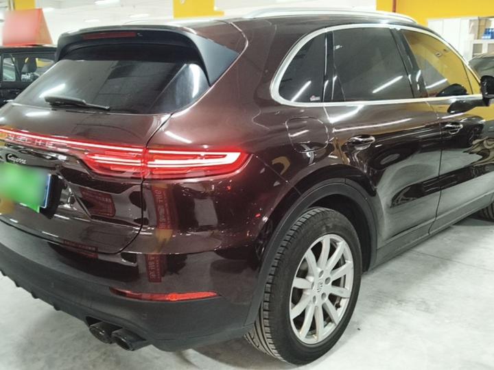 2018 Cayenne 3.0T photo 4