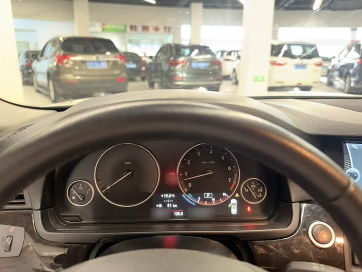 5 Series Imported 2012 530i Leading Wagon photo 4