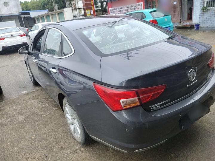 Verano 2015 Sedan 15S MT Progressive photo 4