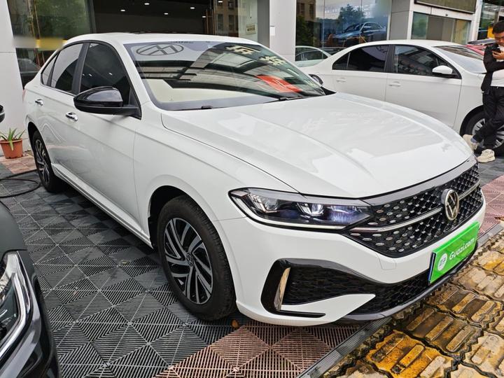 Lavida 2024 300TSI DSG photo 3