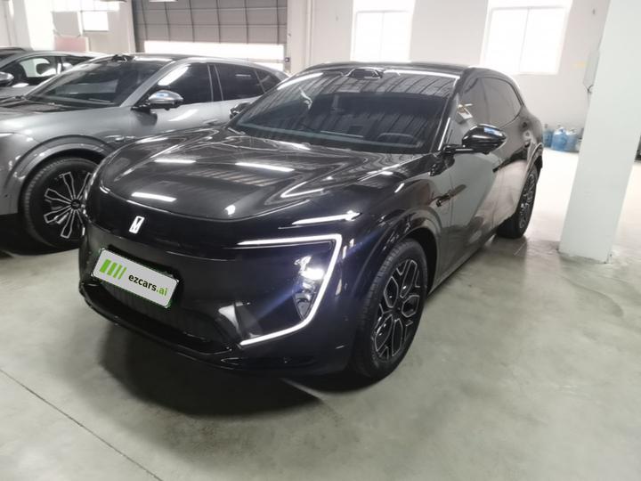 07L 2027 Max+ EV