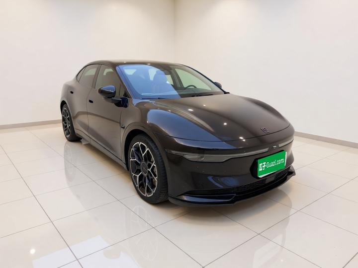007 2024 AWD 100kWh photo 3