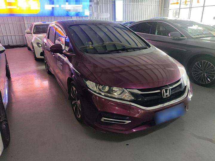 Jade 2017 210TURBO CVT 5-Seater photo 3