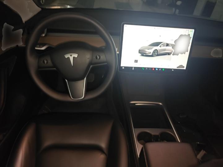 Model 3 2022 RWD photo 5