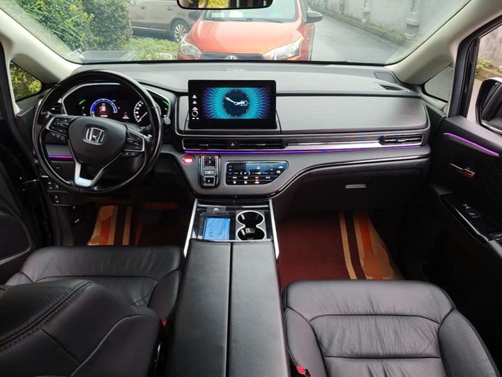 Elysion 2022 2.0L e:HEV Luxury photo 5