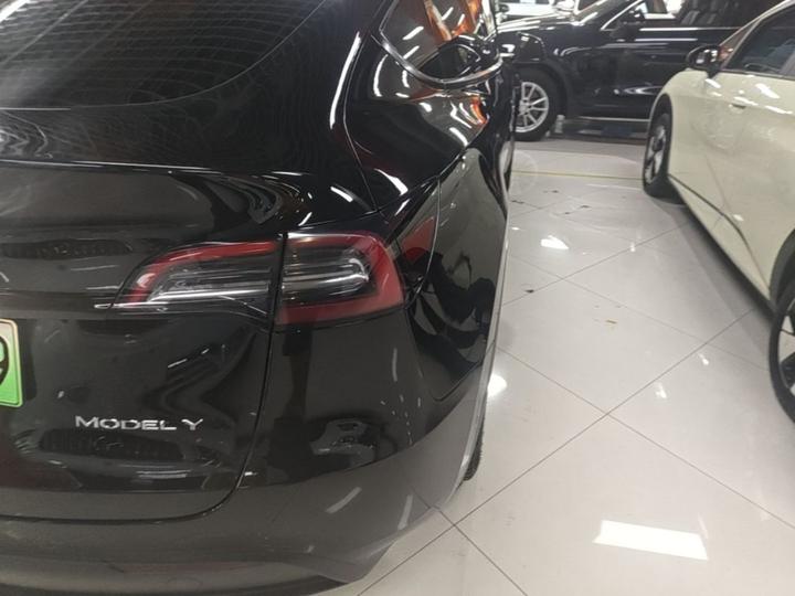 Model Y 2022 Facelift RWD photo 7