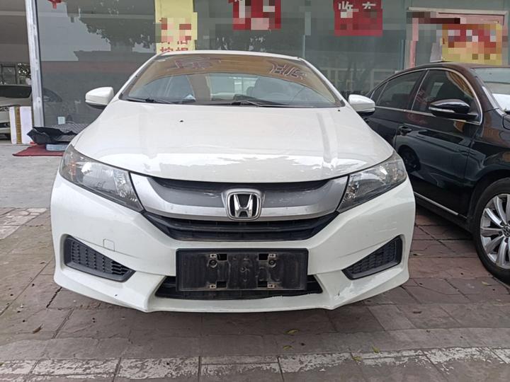 2017 1.5L CVT Comfort photo 2