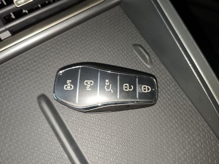 Qin L 2025 DM-i ADAS 80KM Leading photo 8