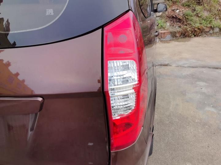 Wuling Hongguang 2014 1.5L S Standard photo 7