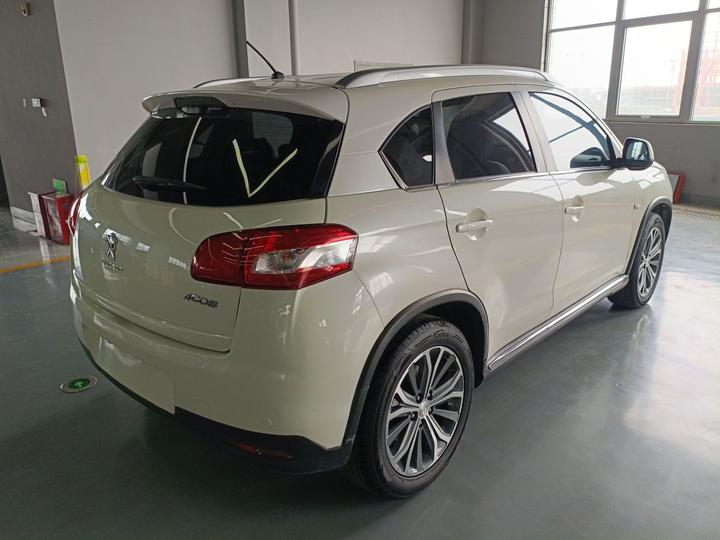 4008 Imported 2013 2.0L AWD Fashion photo 4