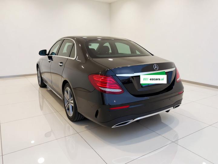 E-Class 2020 Facelift E 260 L Sport photo 4