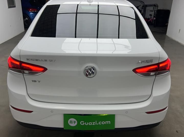 Excelle 2019 15T DCT Elite China VI photo 3