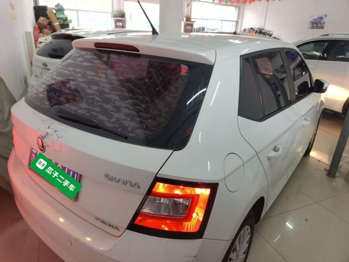 Fabia 2015 1.4L MT photo 6