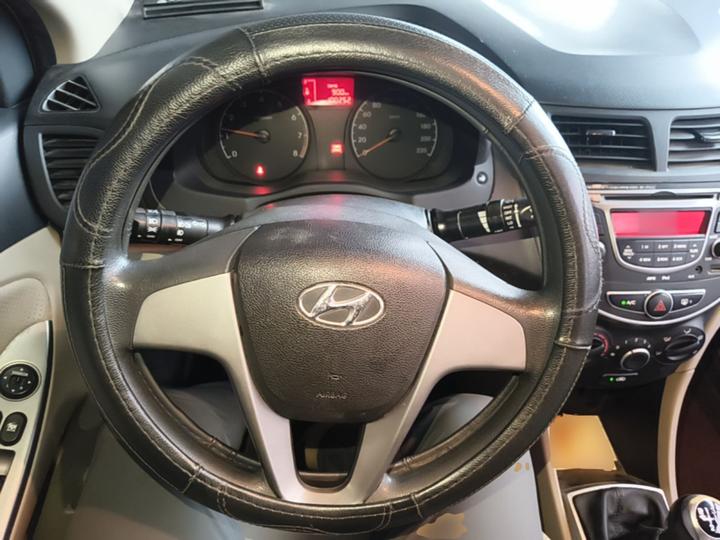 Verna 2014 1.4L MT Smart GLS photo 6