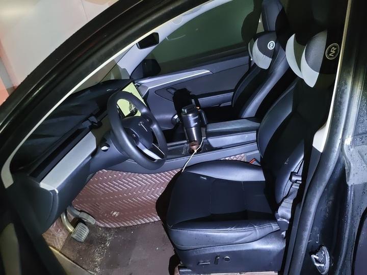 Model Y 2023 Long Range AWD photo 7