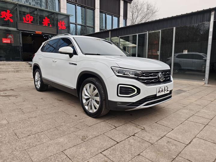 Tayron 2020 330TSI RWD Luxury Connected Pro photo 3