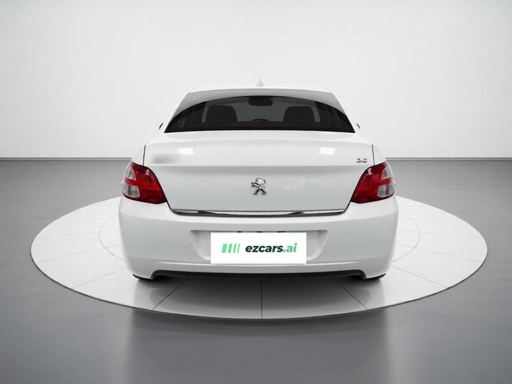 301 2014 1.6L MT Comfort photo 5