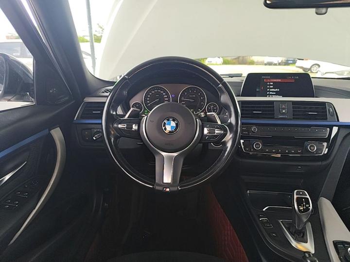 3 Series 2018 320i M Sport Package photo 5