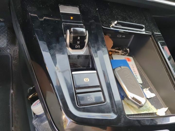 2022 380TSI AWD Luxury Pro 6-Seater photo 6