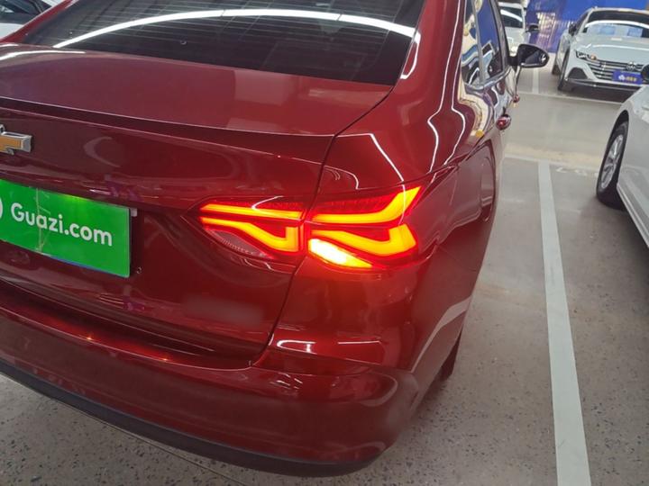 Cruze 2022 320 AT photo 7