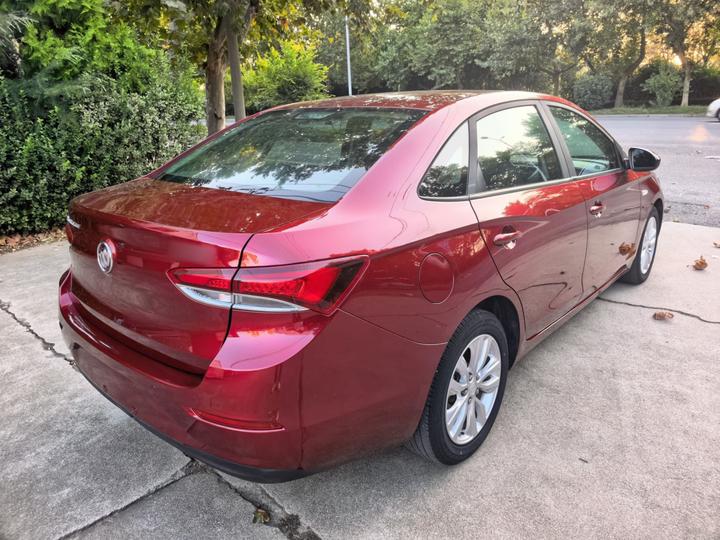 Excelle 2021 Facelift Classic 1.5L AT Elite photo 4