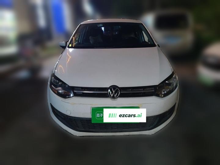 Polo 2013 1.6L AT Comfort photo 2