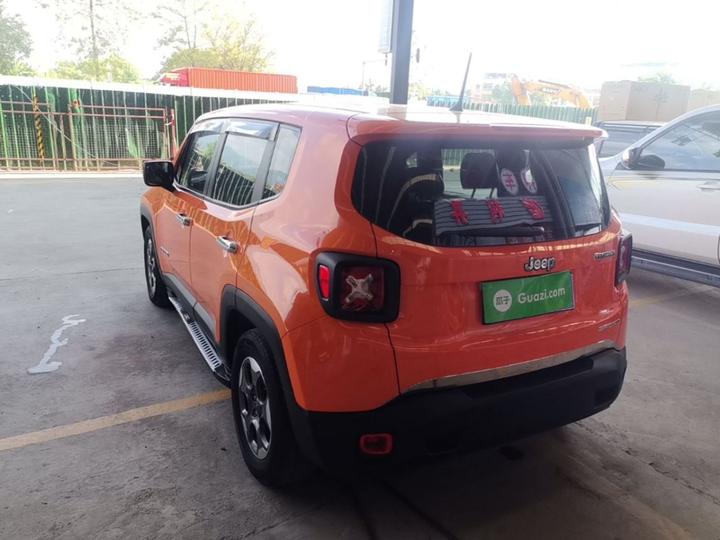 Renegade 2016 1.4T AT photo 4