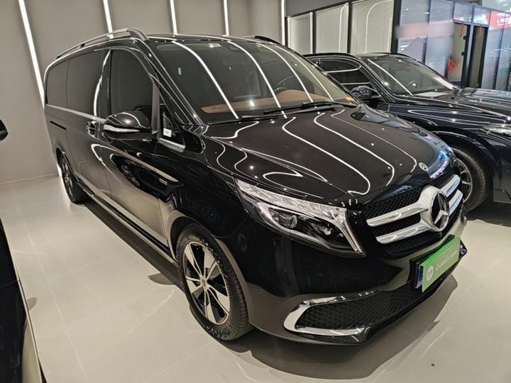 V-Class 2021 V 260 L Long Wheelbase Premium photo 3