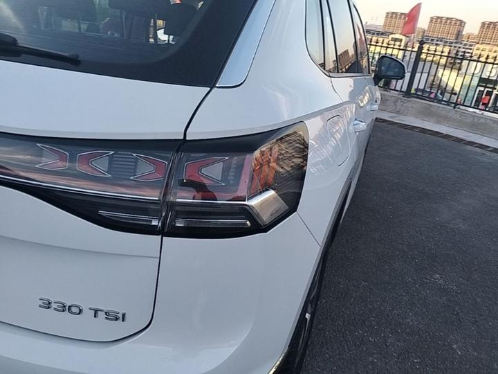 Tayron 2023 330TSI RWD Luxury Plus Advanced photo 7