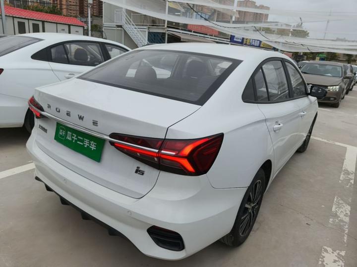 i5 2021 1.5L CVT Platinum photo 4
