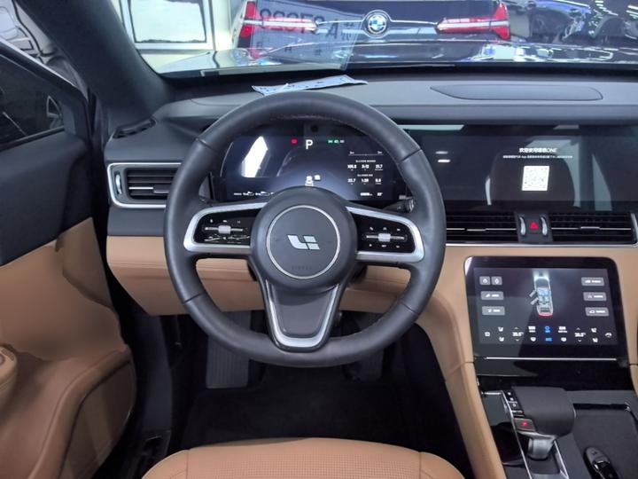 Li Auto ONE 2021 EREV 6-Seater photo 6
