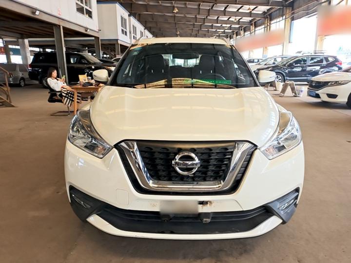 2018 1.5L CVT Connected Luxury photo 2