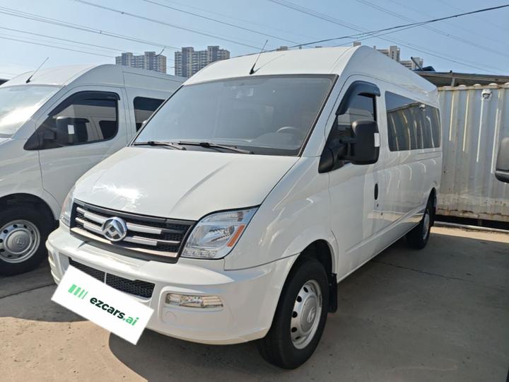 MAXUS V80 2023 2.0T MT Classic Long Wheelbase 6/7/8/9-Seater