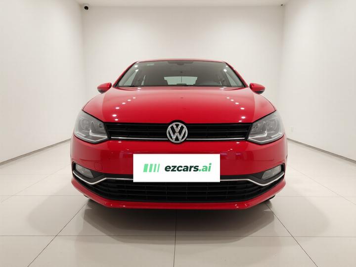 Polo 2016 1.6L AT Comfort photo 2