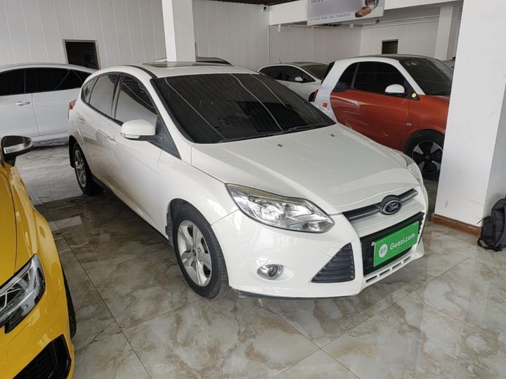 Focus 2012 Hatchback 1.6L AT photo 3