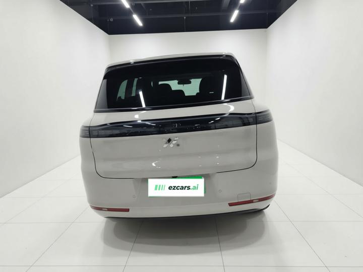 IM Motors LS8 2026 66 Ultra Tech Flagship 5-Seater photo 3