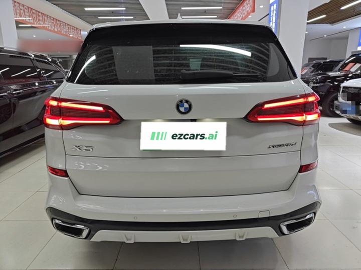 X5 Imported 2020 xDrive30i M Sport Package photo 3