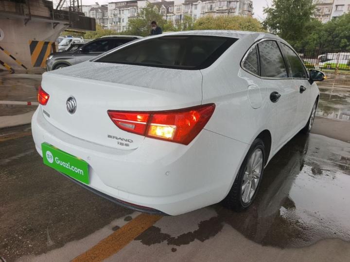 Verano 2017 Sedan 15S AT Progressive photo 4