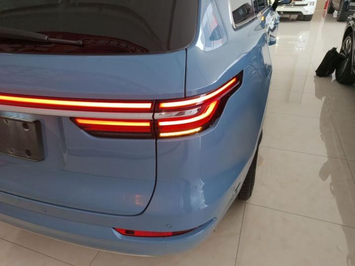 Li Auto ONE 2021 EREV 6-Seater photo 7