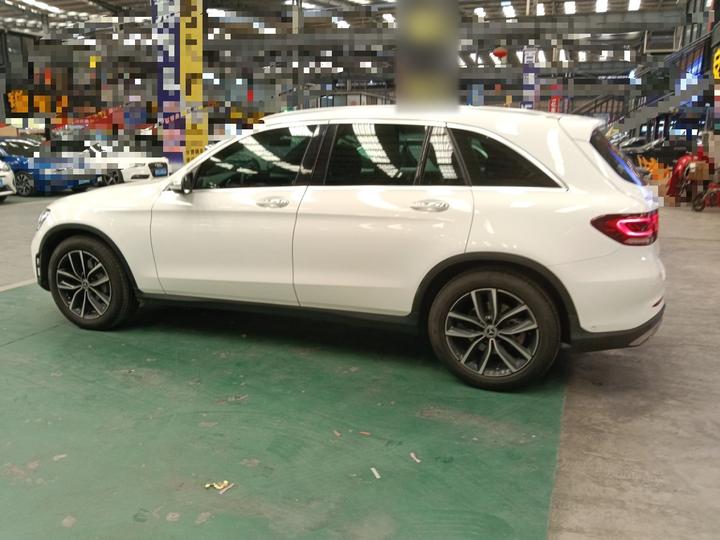 GLC 2020 Facelift GLC 260 L 4MATIC Luxury photo 3