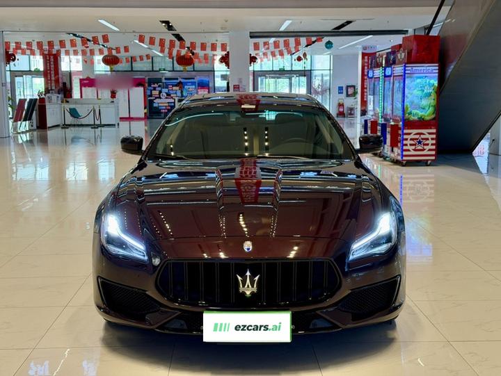 2015 3.0T Standard photo 2