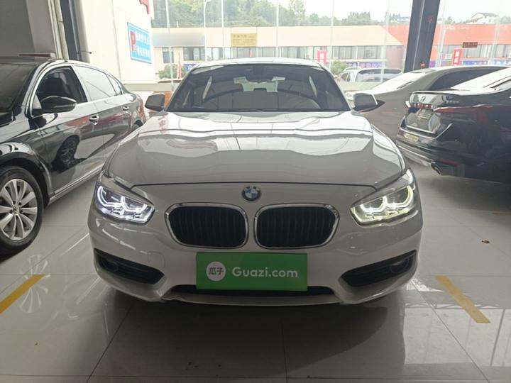 1 Series Imported 2015 120i Leading photo 2